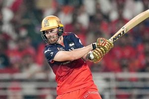 Will Phil Salt play the GT vs RCB IPL 2026 clash? Here's come the big update SportsTak