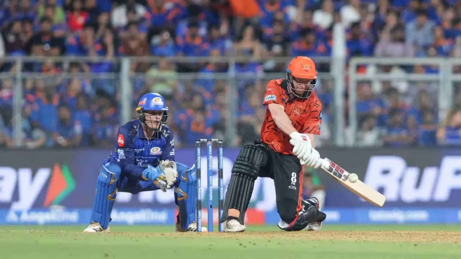 Kevin Pietersen tells South Africa to un-retire Heinrich Klaasen for ODI World Cup 2027 SRH's Heinrich Klaasen plays a reverse sweep as Mumbai Indians' wicketkeeper Ryan Rickelton watches in IPL 2026 match on April 29. (Source: BCCI)