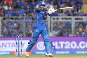 Former India all-rounder flags in Hardik Pandya-led MI, says 'it needs to be rejigged' SportsTak