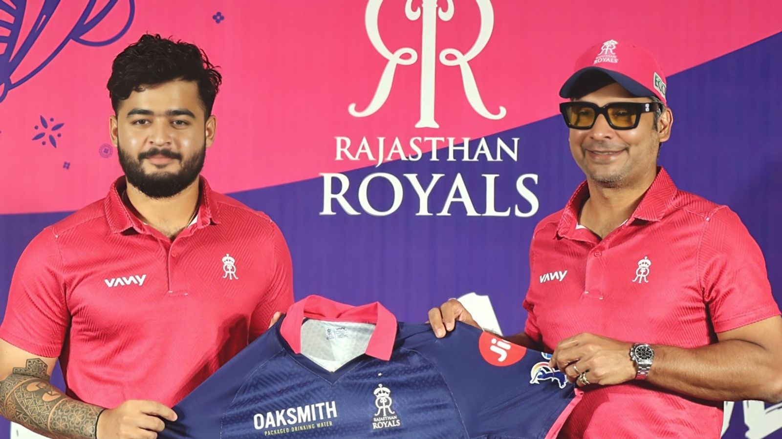 Amid vaping controversy, Kumar Sangakkara sends strong warning to Riyan Parag to 'maintain team culture' Riyan Parag vaping controversy: Riyan Parag and Kumar Sangakkara in this frame. (X)