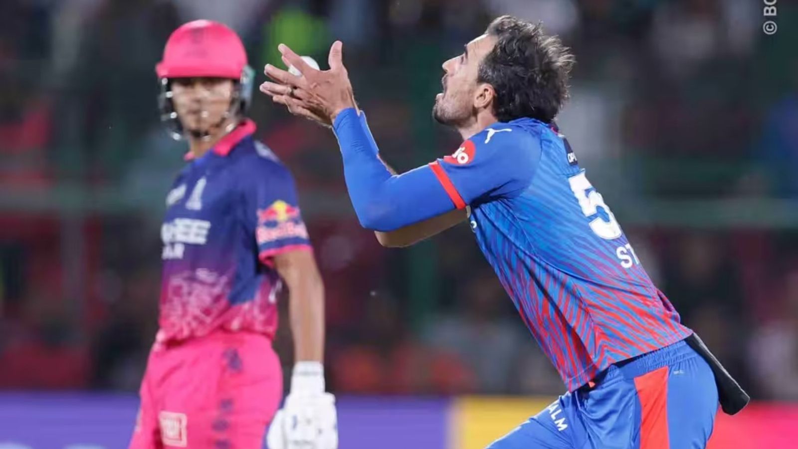 Mitchell Starc makes big statement about retirement after playing for Delhi Capitals with strappings Delhi Capitals' Mitchell Starc takes the catch to dismiss Rajasthan Royals opener Yashasvi Jaiswal in IPL 2026 game on May 1. (Source: BCCI)