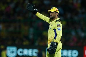 Suresh Raina reveals MS Dhoni's IPL 2026 return date ahead of CSK vs MI clash, says 'aaj khel raha hai...' SportsTak