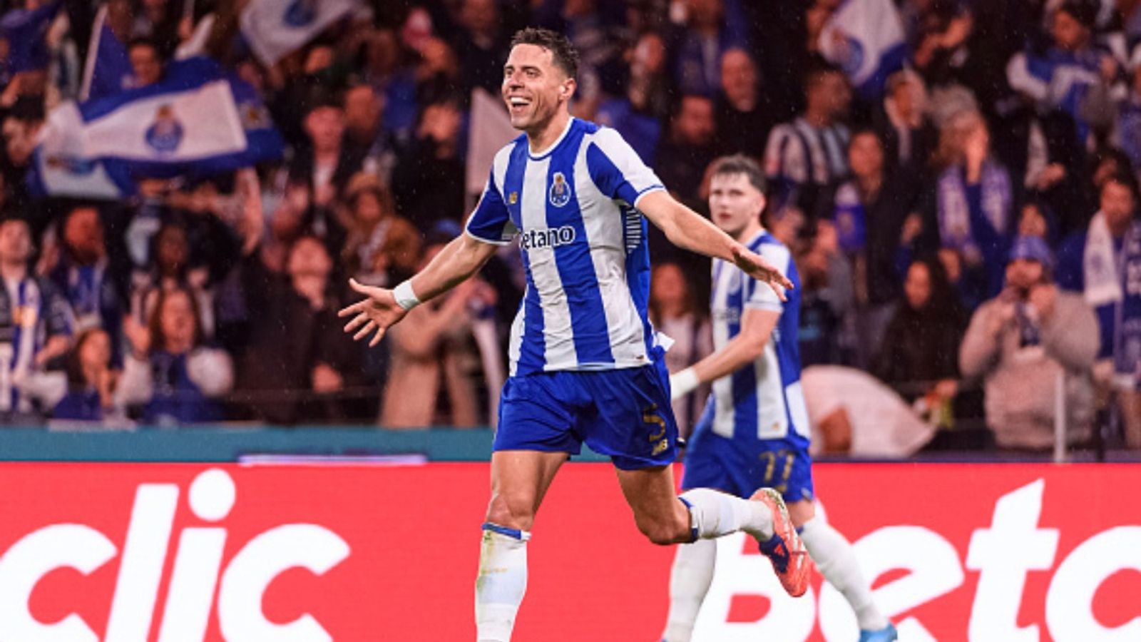 FC Porto crowned Primeira Liga Champions for record 31st title FC Porto team in the frame (Image via Getty)
