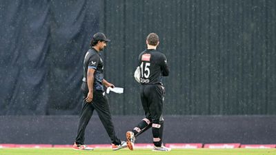 Amid IPL 2026, ex-Rajasthan Royals spinner becomes 2nd highest wicket-taker in T20Is Ish Sodhi, Dane Cleaver