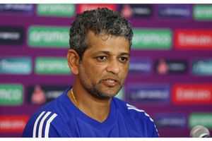 'Very difficult to replace someone like her': Amol Muzumdar opens up on this star player's T20 World Cup snub SportsTak