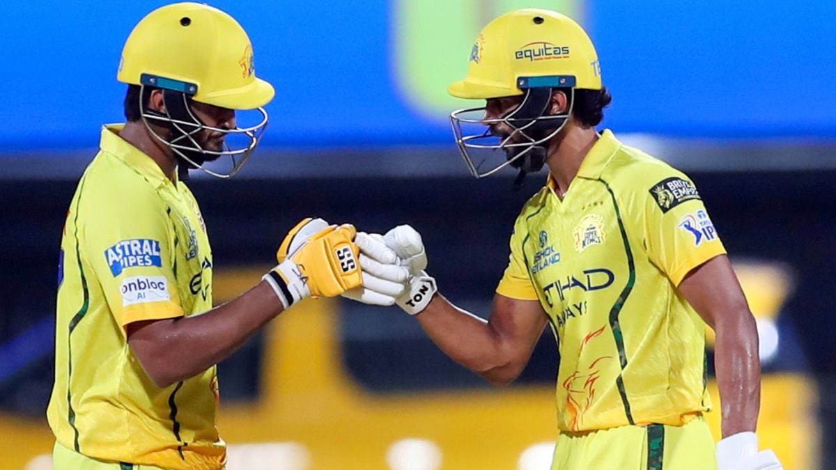 CSK's Urvil Patel (L) and Ruturaj Gaikwad in this frame. (Screenshot)