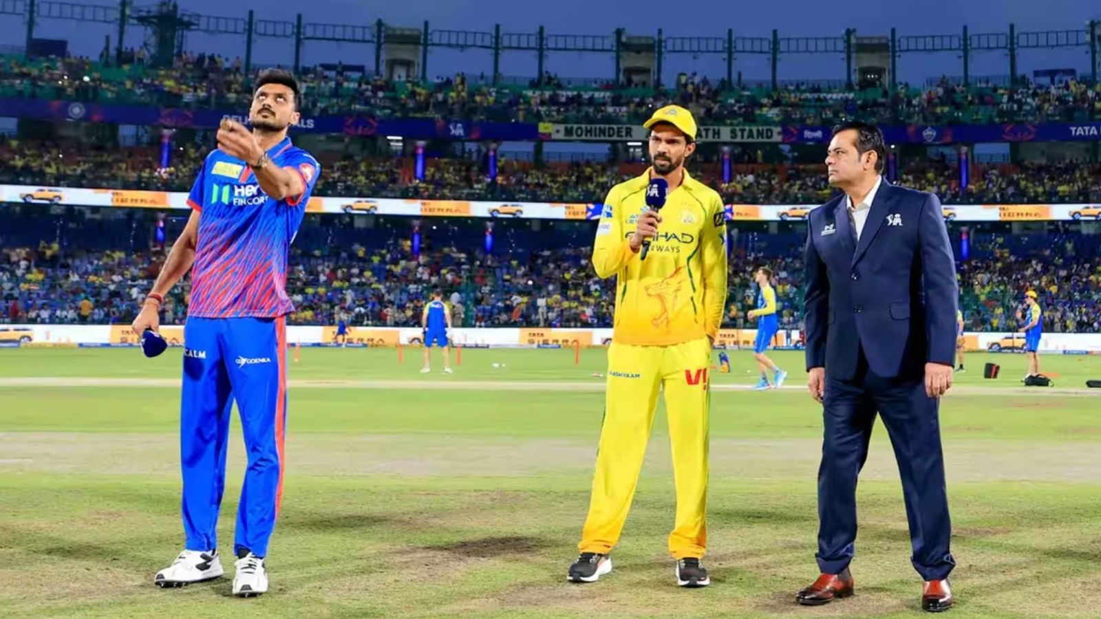 IPL 2026: DC opt bat vs CSK, Lungi Ngidi returns; full playing XIs revealed Axar Patel and Ruturaj Gaikwad during toss. (BCCI/IPL)