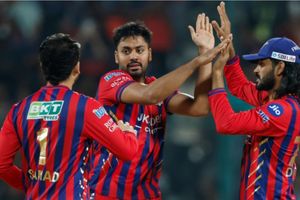 'Realise strength and stick to it': SA legend calls out Avesh Khan over poor bowling execution SportsTak