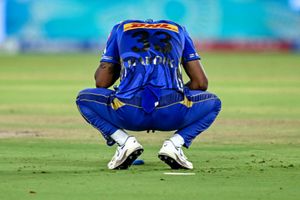 No Hardik Pandya for RCB clash? MI skipper not travelling with squad after back spasm: Report SportsTak