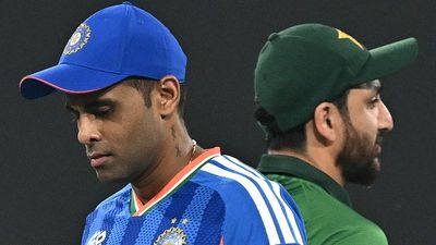 Sports ministry sets clear policy on India-Pakistan sporting ties, maintains bilateral ban; opens doors for... India's Suryakumar Yadav (L) and Pakistan's Salman Agha in this frame. (Getty)