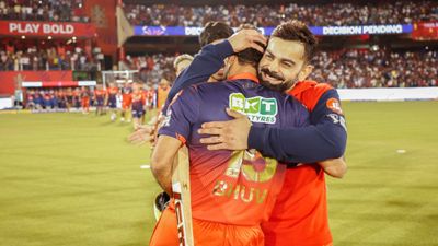 WATCH: Virat Kohli fires up RCB dressing room after thrilling win over MI, says 'we need to fight' Virat Kohli hugging Bhuvneshwar Kumar after win over MI. (X)