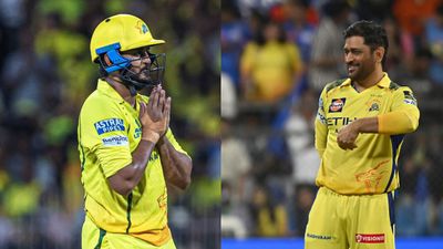 Urvil Patel reveals chat with MS Dhoni which triggered his 23-ball 65 in CSK's win over LSG CSK's Urvil Patel (L) and MS Dhoni in frame. (X)