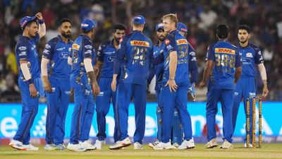 After loss vs RCB, former India player blames 'flat' body language behind MI's disastrous IPL 2026 campaign MI players in this frame. (BCCI/IPL)