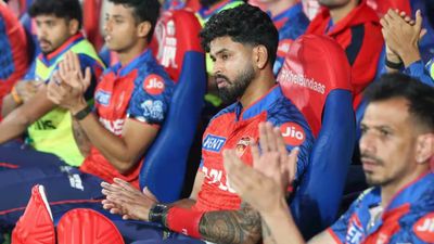Was Yuzvendra Chahal picked in playing XI only to field? Shreyas Iyer and bowling coach explain why he didn't bowl even 1 over Shreyas Iyer, Yuzvendra Chahal