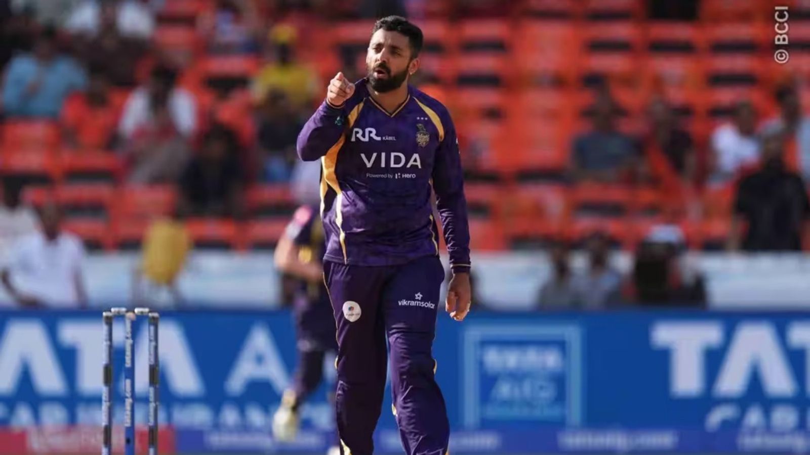 Worrisome signs for KKR, Varun Chakaravarthy walks with crutch and leg brace ahead of RCB game KKR spinner Varun Chakaravarthy during IPL 2026 game against SRH. (Photo Credit: BCCI)
