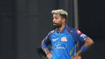 Not Tilak Varma, Sanjay Manjrekar backs this star India player to replace Hardik Pandya as MI captain MI captain Hardik Pandya in frame. (Screenshot)