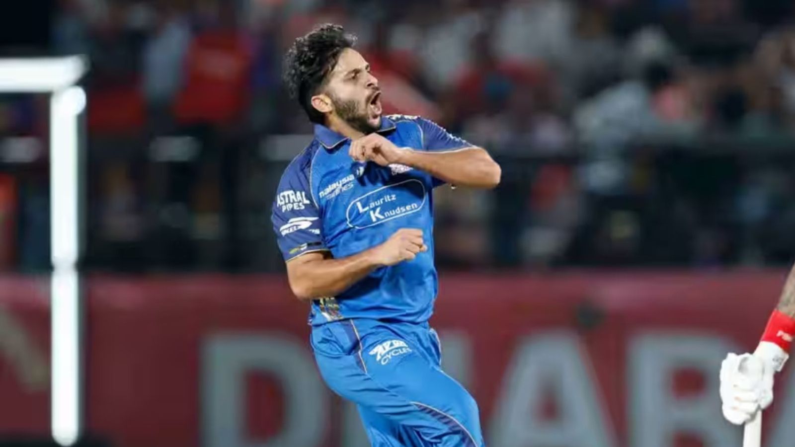 After strong show vs PBKS, Shardul Thakur becomes first MI bowler in 15 years to achieve this feat Shardul Thakur in this frame. (X)