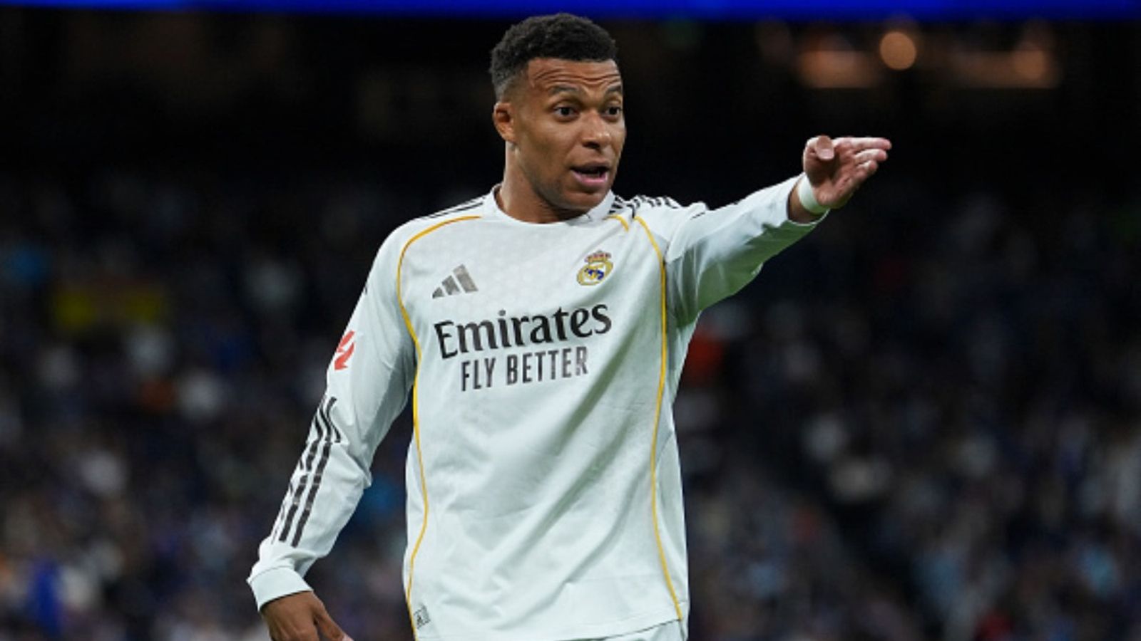 Mbappé drops bombshell on controversial trip with girlfriend amid Real Madrid scrutiny Kylian Mbappe in the frame (Image via Getty)