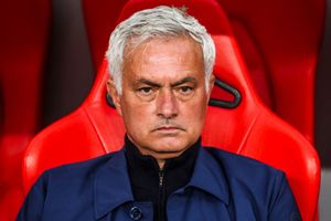 Mourinho’s historic unbeaten season ends in heartbreak; Benfica to play Europa League SportsTak
