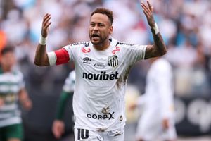 Watch: Neymar loses control as he furiously protests wrongful substitution in Santos defeat SportsTak