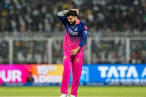 'It was a suicidal move': Sunil Gavaskar tears into Riyan Parag’s captaincy after loss vs DC SportsTak