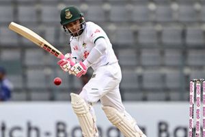 Mushfiqur Rahim scripts history, cruises past Mominul Haque to become... SportsTak