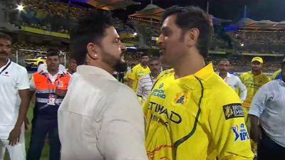 'My body is a little weak': Suresh Raina reveals conversation with MS Dhoni, requests not to retire Suresh Raina, MS Dhoni