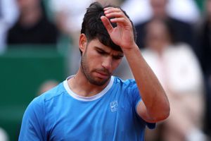 Tennis star Carlos Alcaraz withdraws from Queen's and Wimbledon due to wrist injury SportsTak