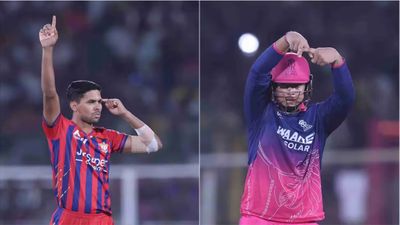 'Where's the chit know?': Sunil Gavaskar wonders as LSG's Akash Singh gets thumped by Vaibhav Sooryavanshi Akash Singh, Vaibhav Sooryavanshi