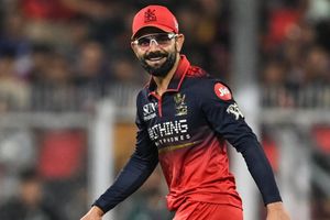 'I thank them from the bottom of my heart': Virat Kohli credits Rahul Dravid and Vikram Rathour for reviving his love for cricket SportsTak