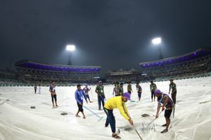 When will the KKR vs MI clash start following rain hinderance at Eden Gardens? SportsTak