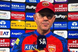 'Sloppy in the field again, gave them...': Ricky Ponting unhappy with PBKS players despite 7-wicket win over LSG SportsTak