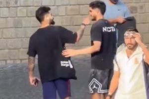 WATCH: Ahead of Qualifier 1 clash vs GT, Virat Kohli makes fun of Shubman Gill's beard SportsTak