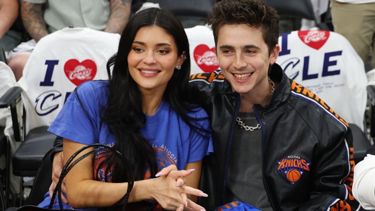 Kylie & Timothee go romantic NBA courtside during Knicks vs Cavs Game 4 