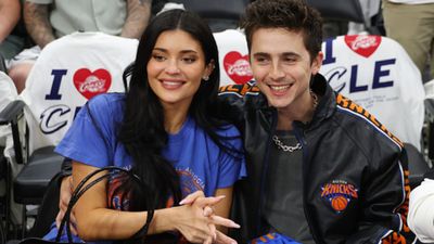 Watch: Kylie Jenner & boyfriend Timothée Chalamet courtside as Knicks aim first NBA Finals since 1999 vs Cavaliers Kylie & Timothee go romantic NBA courtside during Knicks vs Cavs Game 4