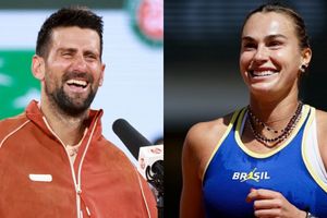 Watch: Roland Garros: Sabalenka accepts Djokovic's dance challenge and fans are losing it SportsTak