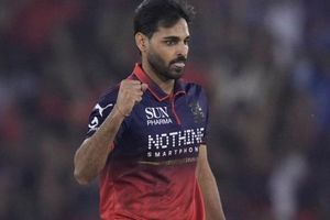 After thrashing GT in qualifier 1, Bhuvneshwar Kumar reveals RCB's key to success in IPL 2026, says 'A lot of credit goes to...' SportsTak