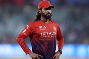 'Only way RCB can lose is if he bowls 3 overs': India's WC-winner's strict warning to Patidar's brigade ahead of IPL 2026 final SportsTak