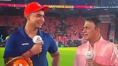 'I got frustrated a bit when they bowled bouncers': Sooryavanshi recalls how father's stories about helmet-less Gavaskar motivated him Vaibhav Sooryavanshi, Sunil Gavaskar