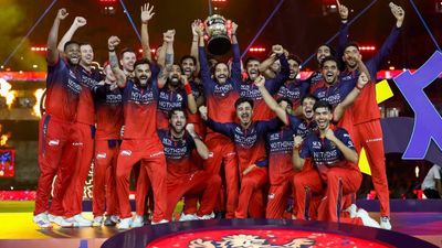 'He deserves a lot of credit...': Saba Karim reveals X-factor behind RCB's consecutive IPL titles RCB players in this frame. (X)