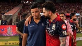 Rajasthan Royals' Vaibhav Sooryavanshi (L) and RCB's Virat Kohli in this frame. (Screenshot) Rajasthan Royals' Vaibhav Sooryavanshi (L) and RCB's Virat Kohli in this frame. (Screenshot)