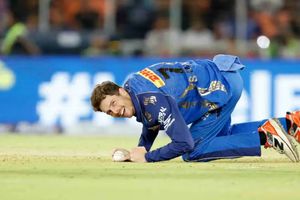 Mitchell Santner claims Mumbai Indians gave him half salary after injury ruled him out of IPL 2026 SportsTak
