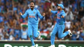 Krunal Pandya, Virat Kohli Krunal Pandya, Virat Kohli