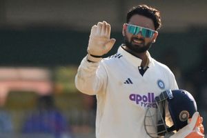 India coach breaks silence on Pant losing Test vice-captaincy, wants him to adjust game as per situation SportsTak