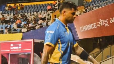 Amid uncertainty over captaincy, Suryakumar Yadav departs for single-digit score, team suffers 2nd defeat in T20 Mumbai 2026 Suryakumar Yadav