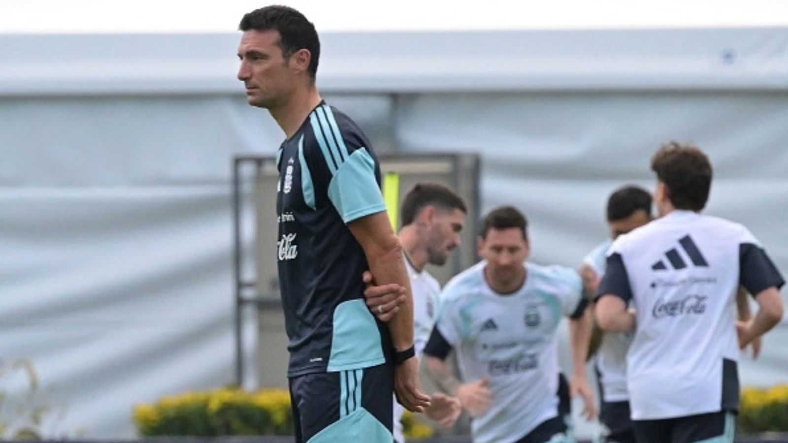 Argentina dealt late defensive setback ahead of World Cup title defence as star footballer out Argentina team in the frame (Image via Getty)