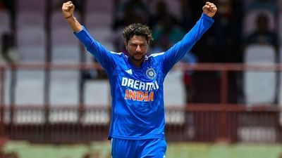 'The way he has been handled is bizarre': Ravichandran Ashwin slams Gautam Gambhir over Kuldeep Yadav's T20I snub, SportsTak