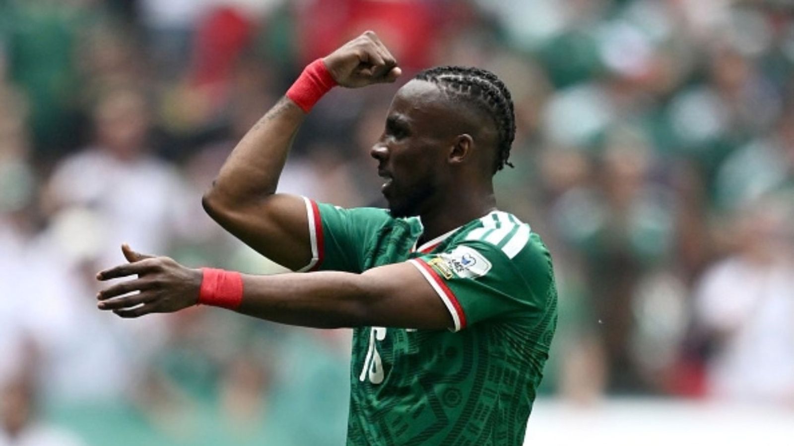 Watch: Quiñones' historic opener as Mexico launches 2026 World Cup with stunning victory; fans go wild Julian Quiñones in the frame (Image via Getty)