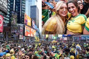 Watch: Brazil fans transform Times Square into wild party ahead of World Cup clash vs Morocco SportsTak