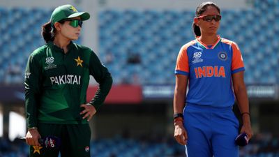 India vs Pakistan Weather Report: Will rain interrupt Women's T20 World Cup clash at Edgbaston? Fatima Sana and Harmanpreet Kaur in this frame. (Getty)